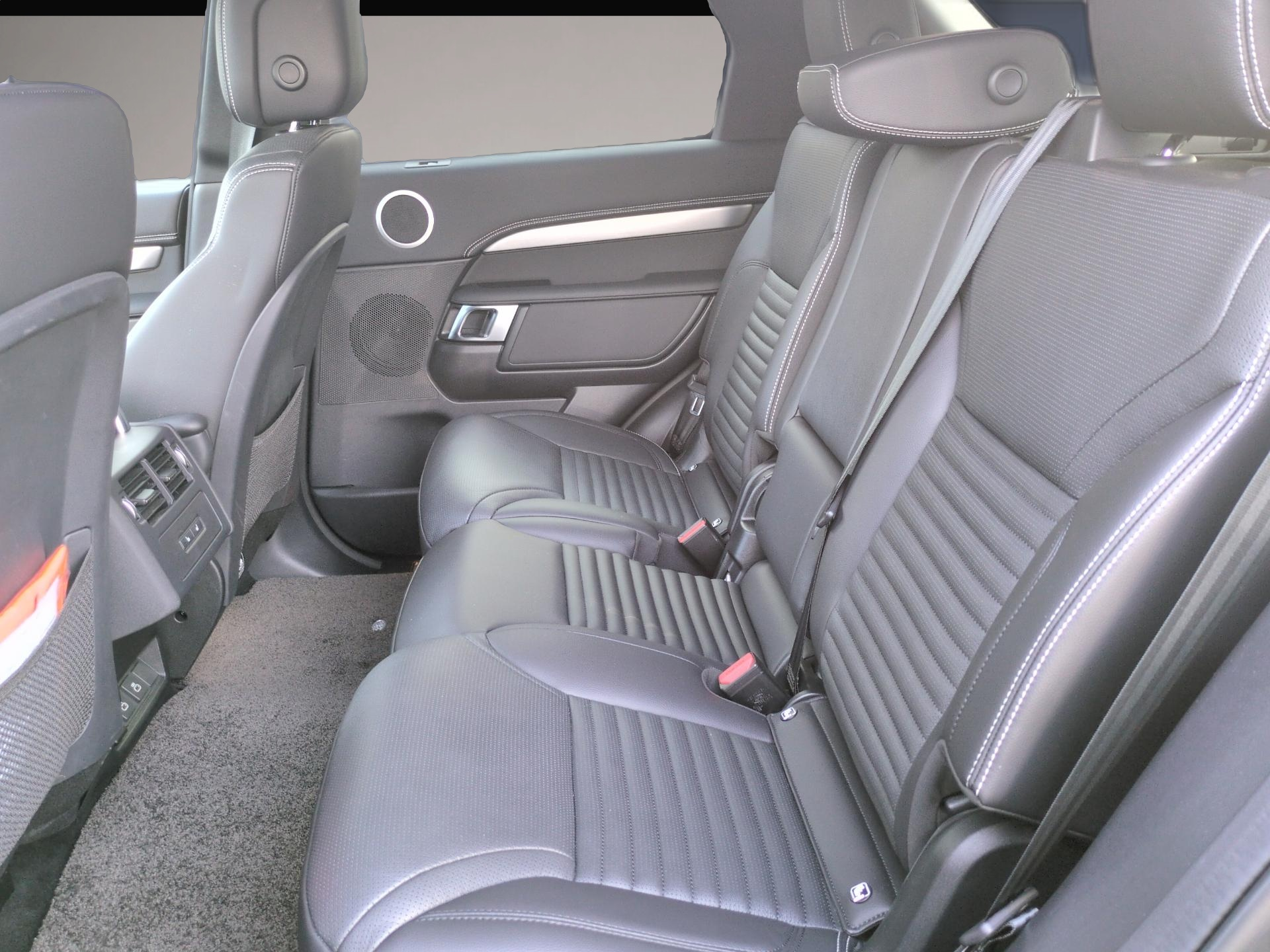 Land-Rover Discovery (03/2025, Diesel)
