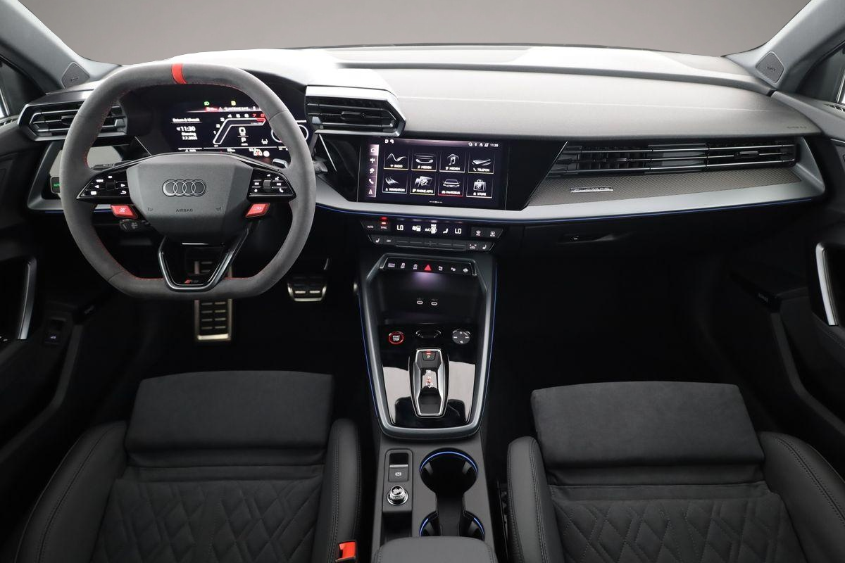 Audi RS3 (06/2026, Benzin)