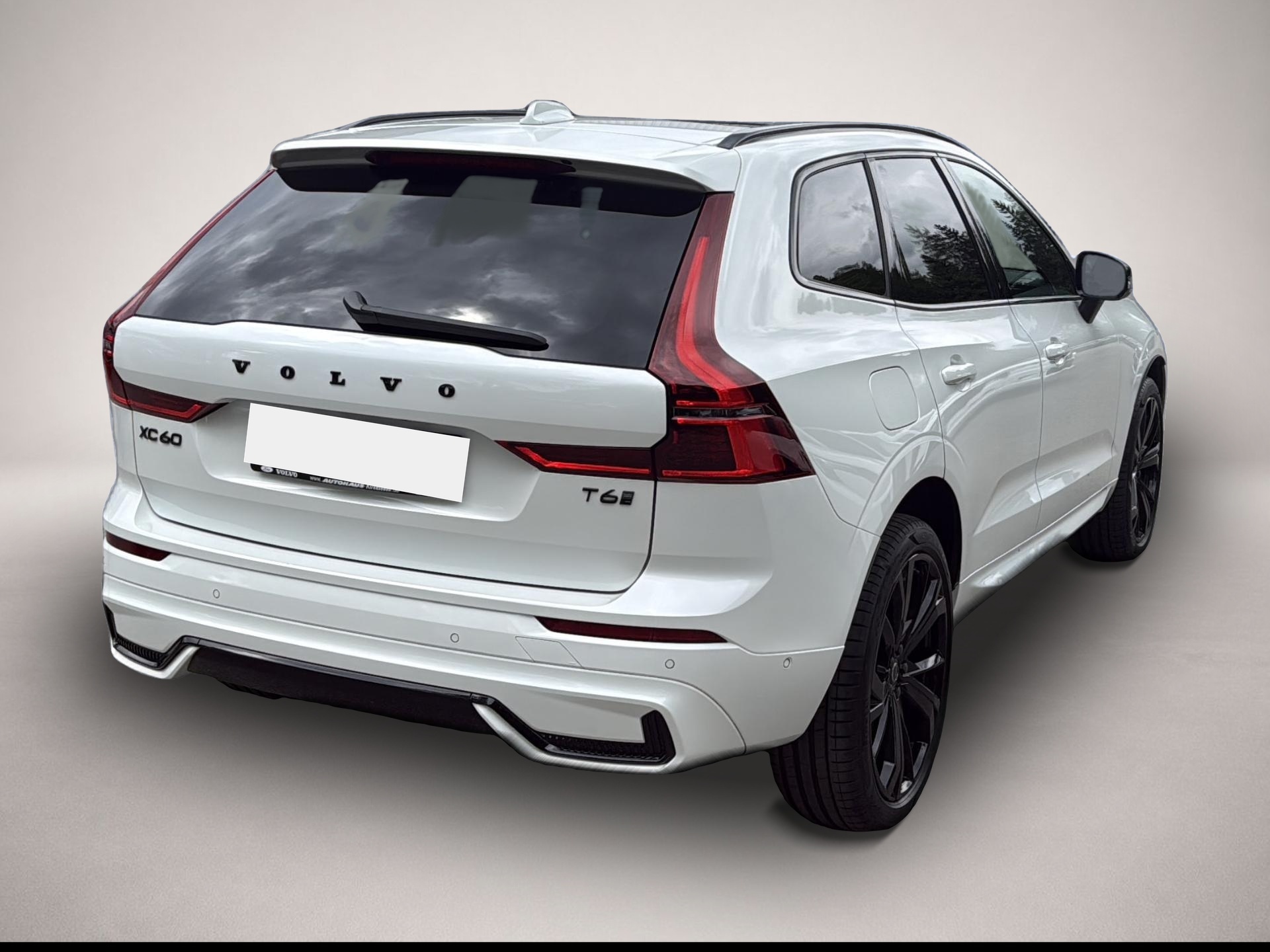Volvo XC60 (09/2025, Hybrid (Benzin/Elektro))