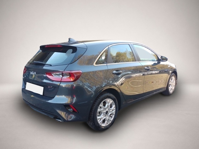 KIA cee'd / Ceed (01/2025, Benzin)