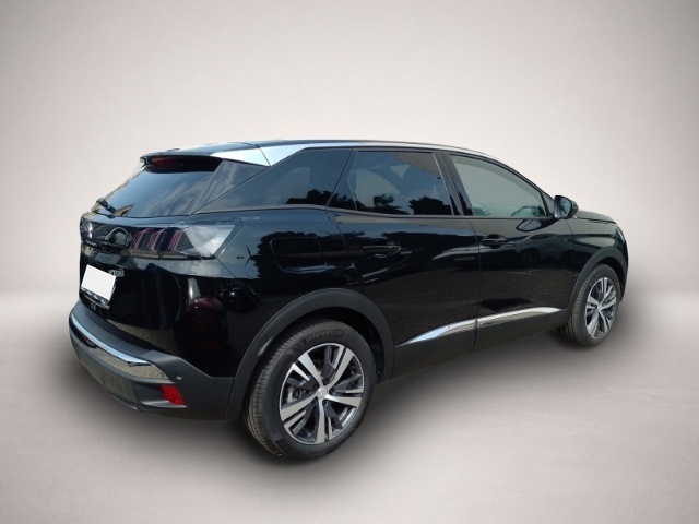 Peugeot 3008 (07/2023, Benzin)