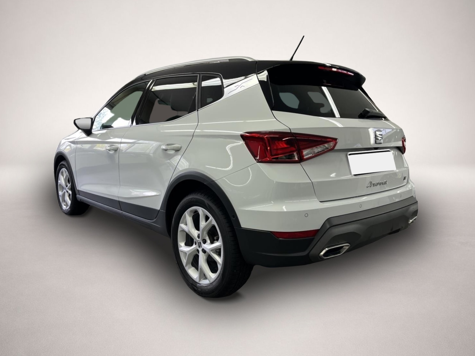 Seat Arona (06/2025, Benzin)
