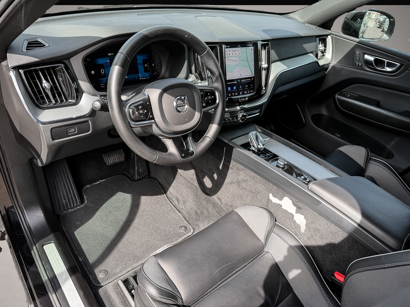 Volvo XC60 (03/2024, Benzin)