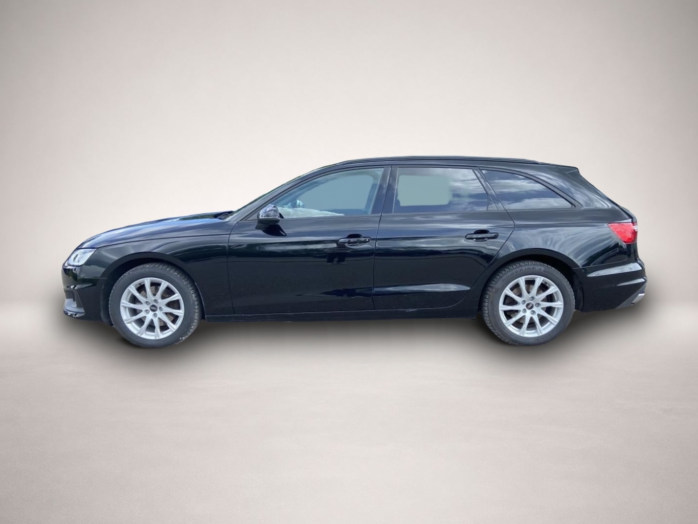 Audi A4 (08/2022, )
