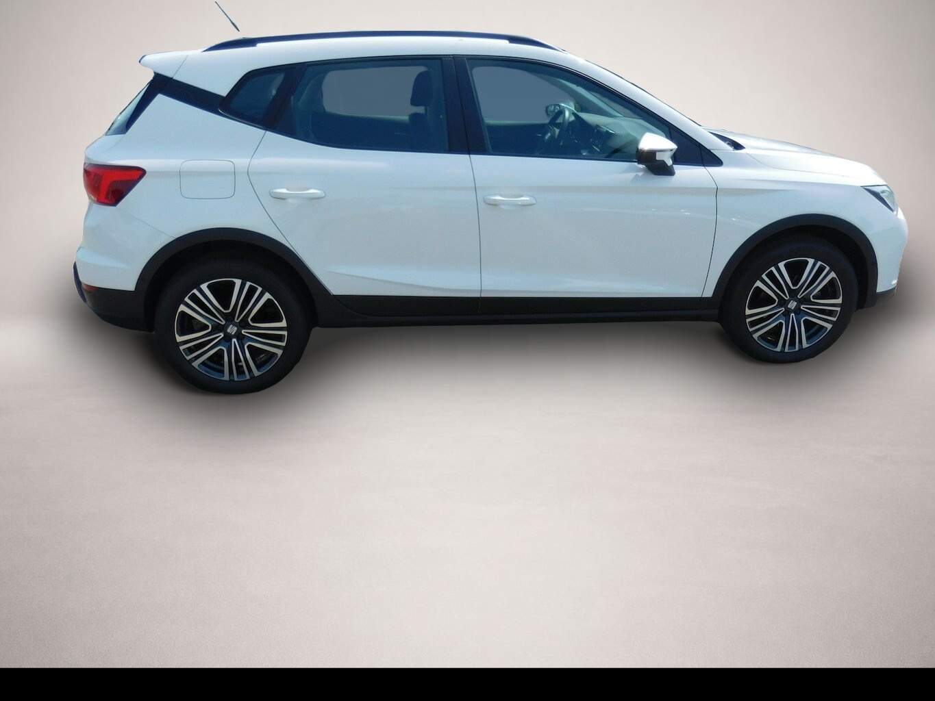 Seat Arona (04/2024, Benzin)