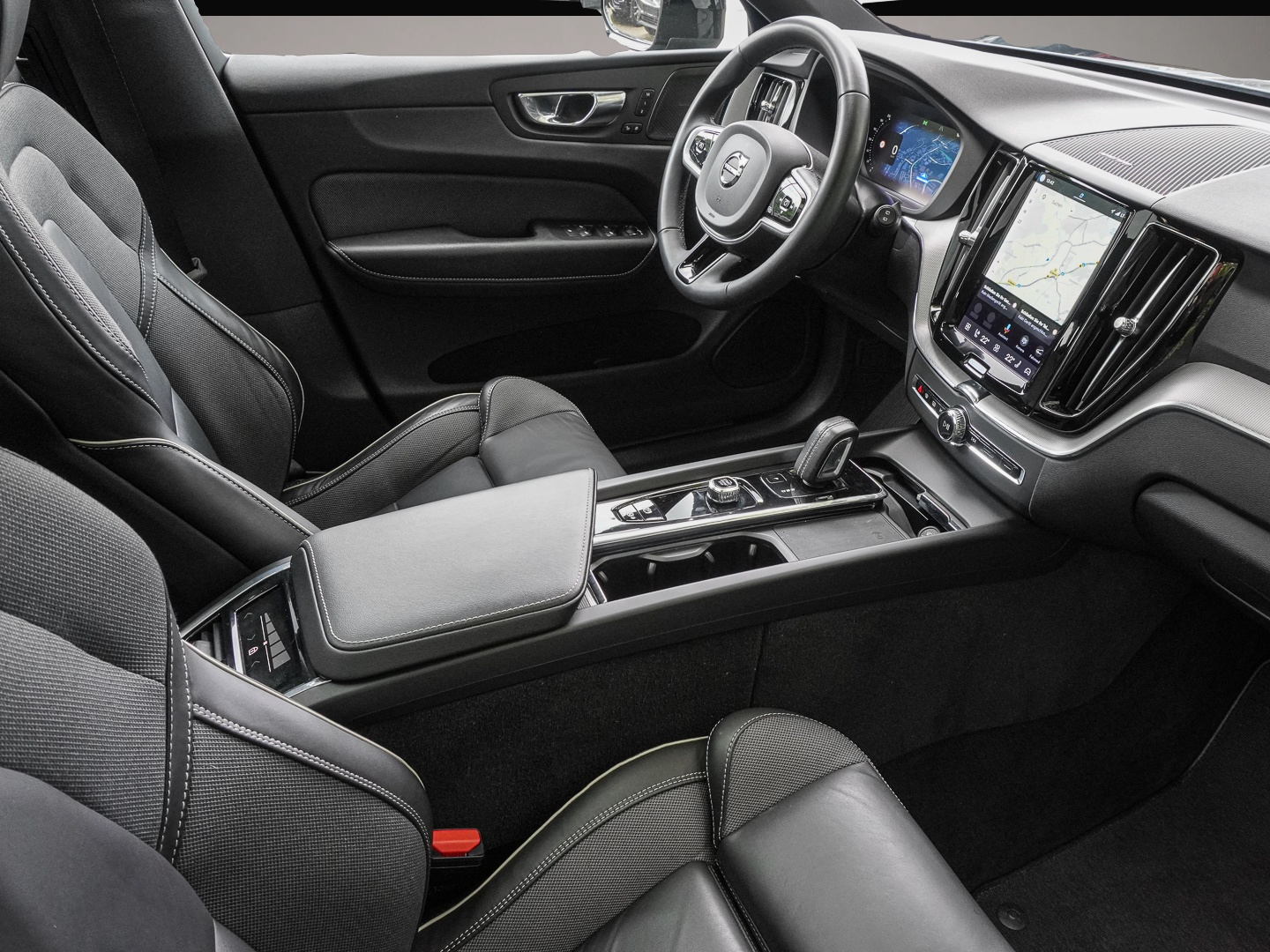 Volvo XC60 (04/2022, Diesel)