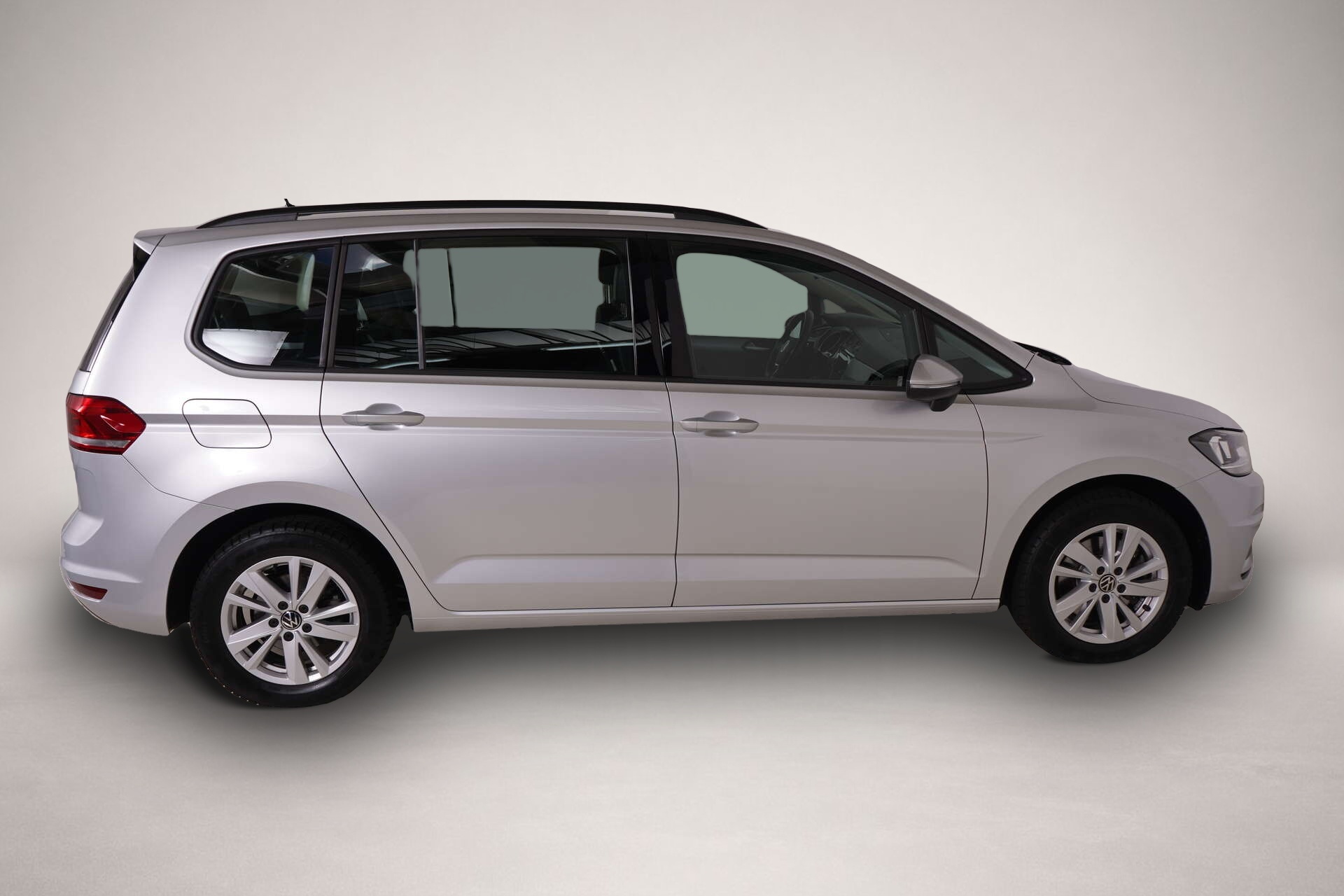 Volkswagen Touran (07/2021, Benzin)