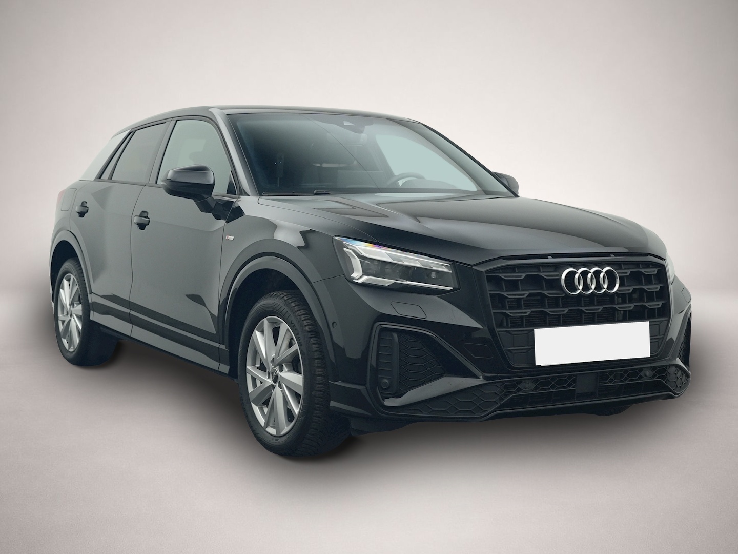Audi Q2 (02/2025, Benzin)