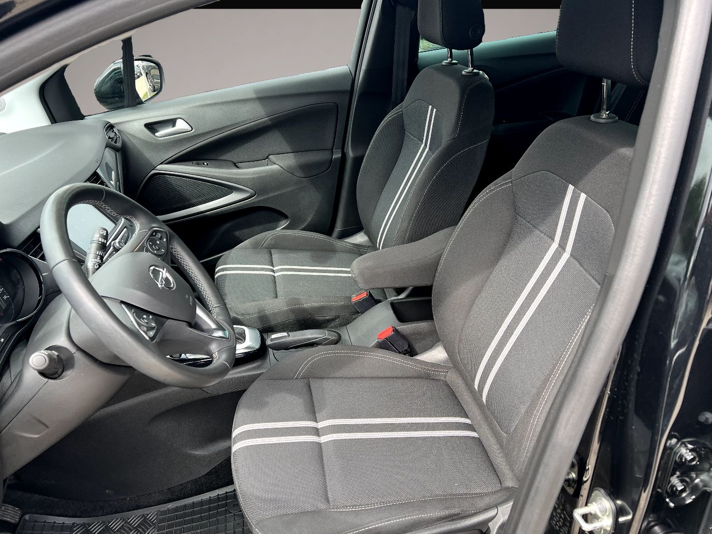 Opel Crossland (X) (11/2023, Benzin)