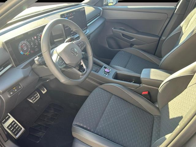 Volkswagen T-Roc (08/2026, Benzin)