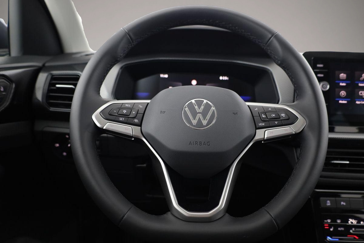 Volkswagen T-Cross (11/2025, Benzin)