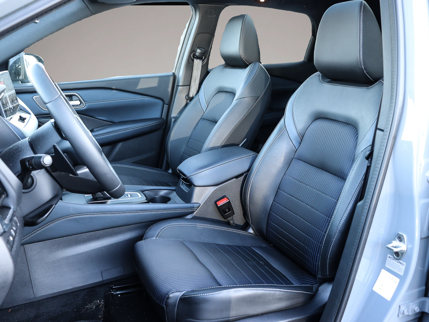 Nissan Qashqai (08/2023, Benzin)