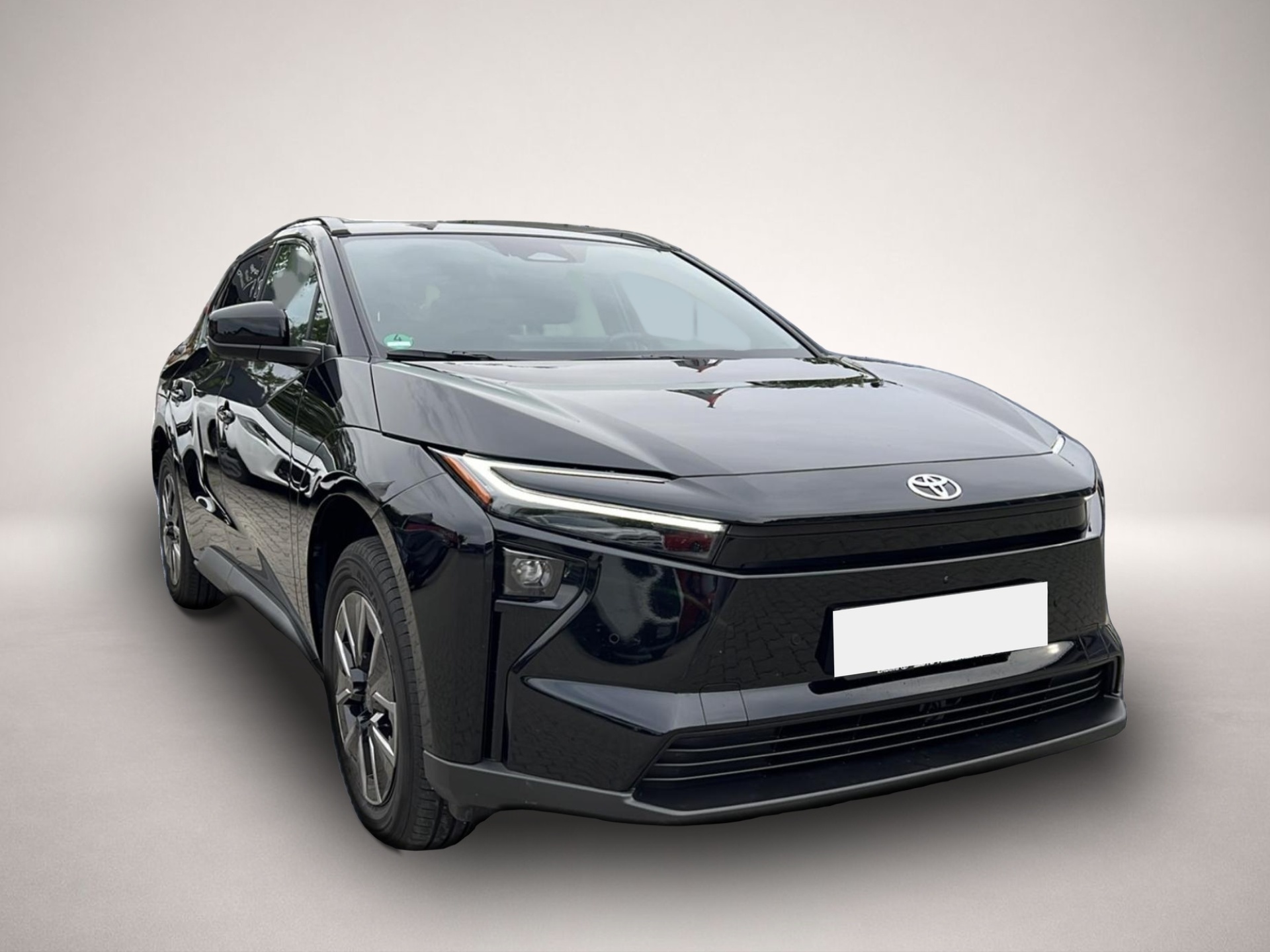 Toyota bZ4X (03/2026, ELECTRIC)