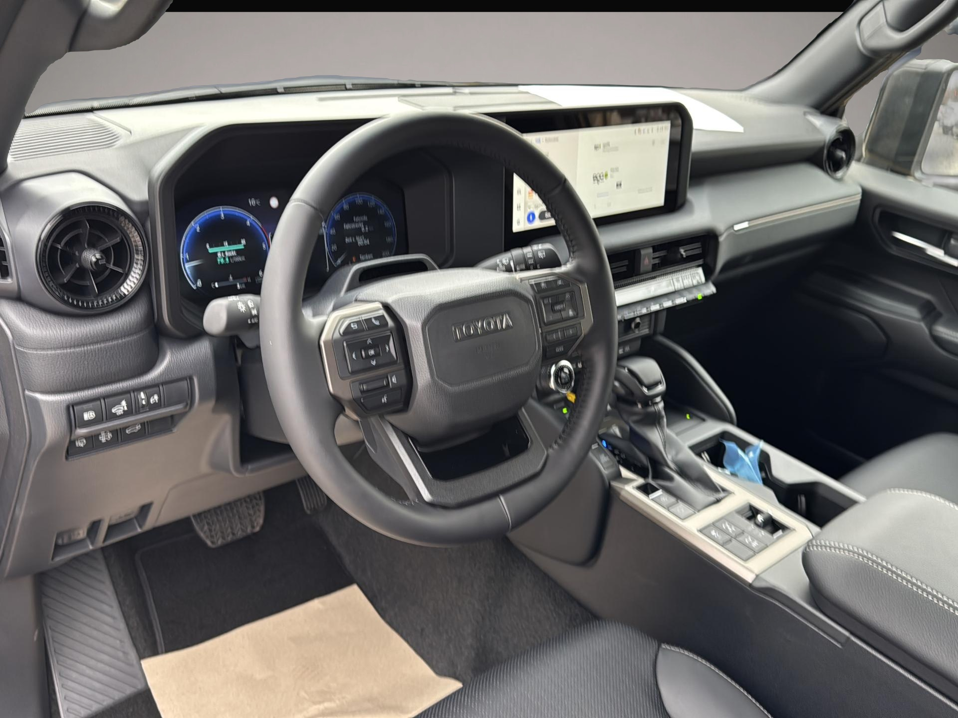 Toyota Land Cruiser (08/2026, Diesel)