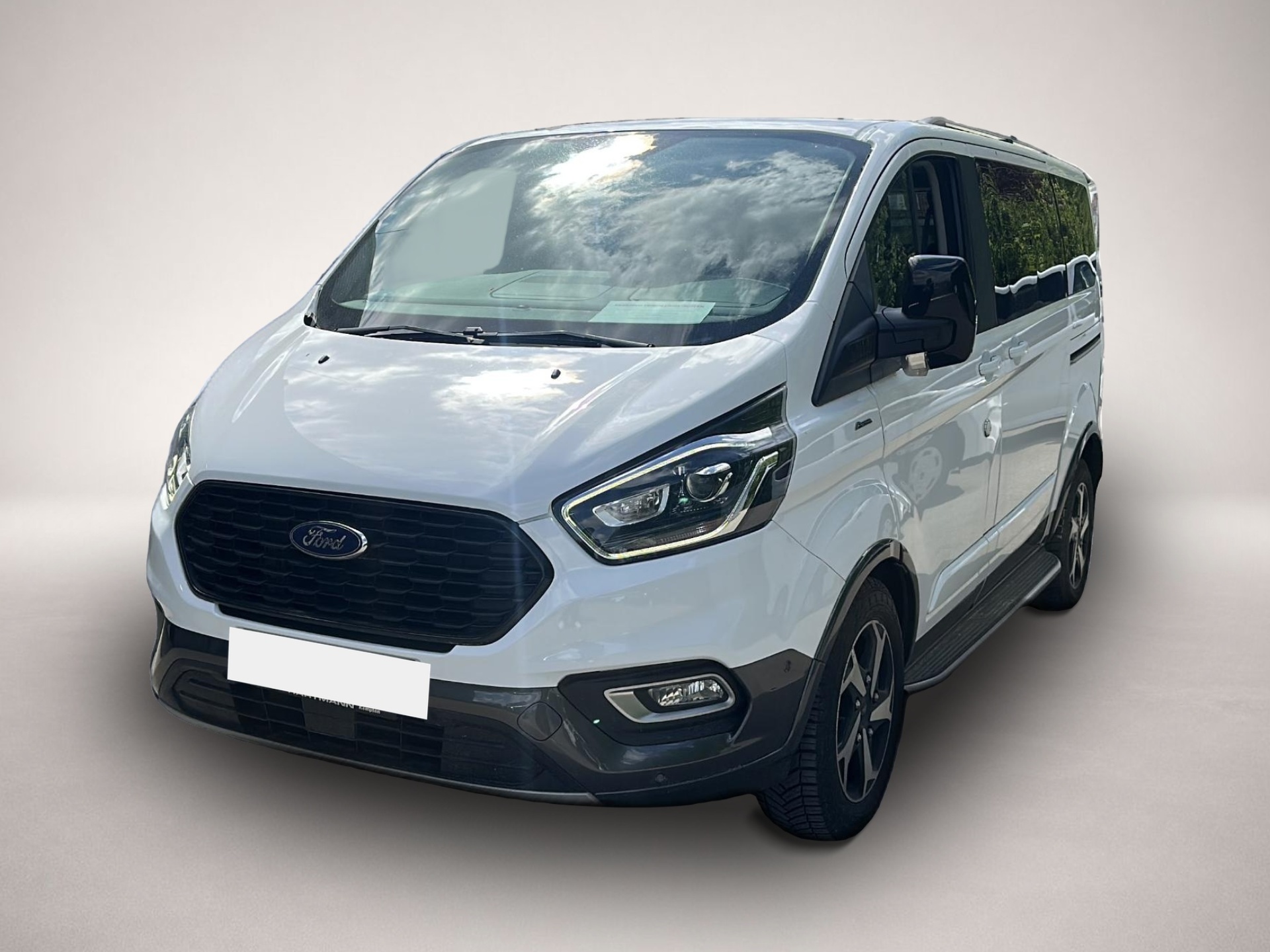 Ford Tourneo Custom (02/2022, Diesel)