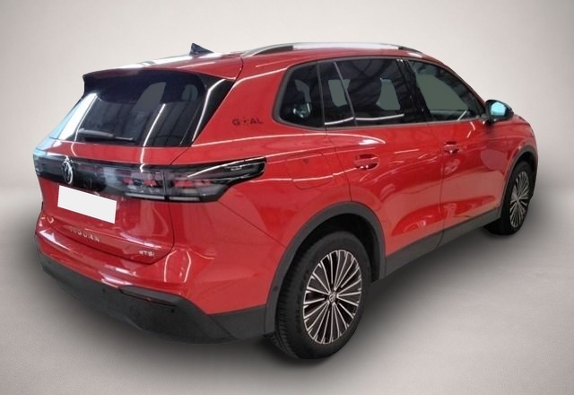 Volkswagen Tiguan (11/2025, )