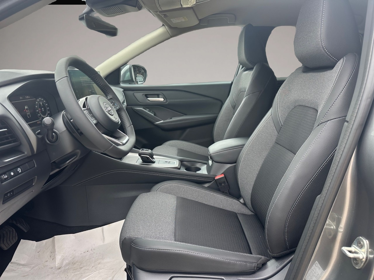 Nissan Qashqai (09/2025, Benzin)