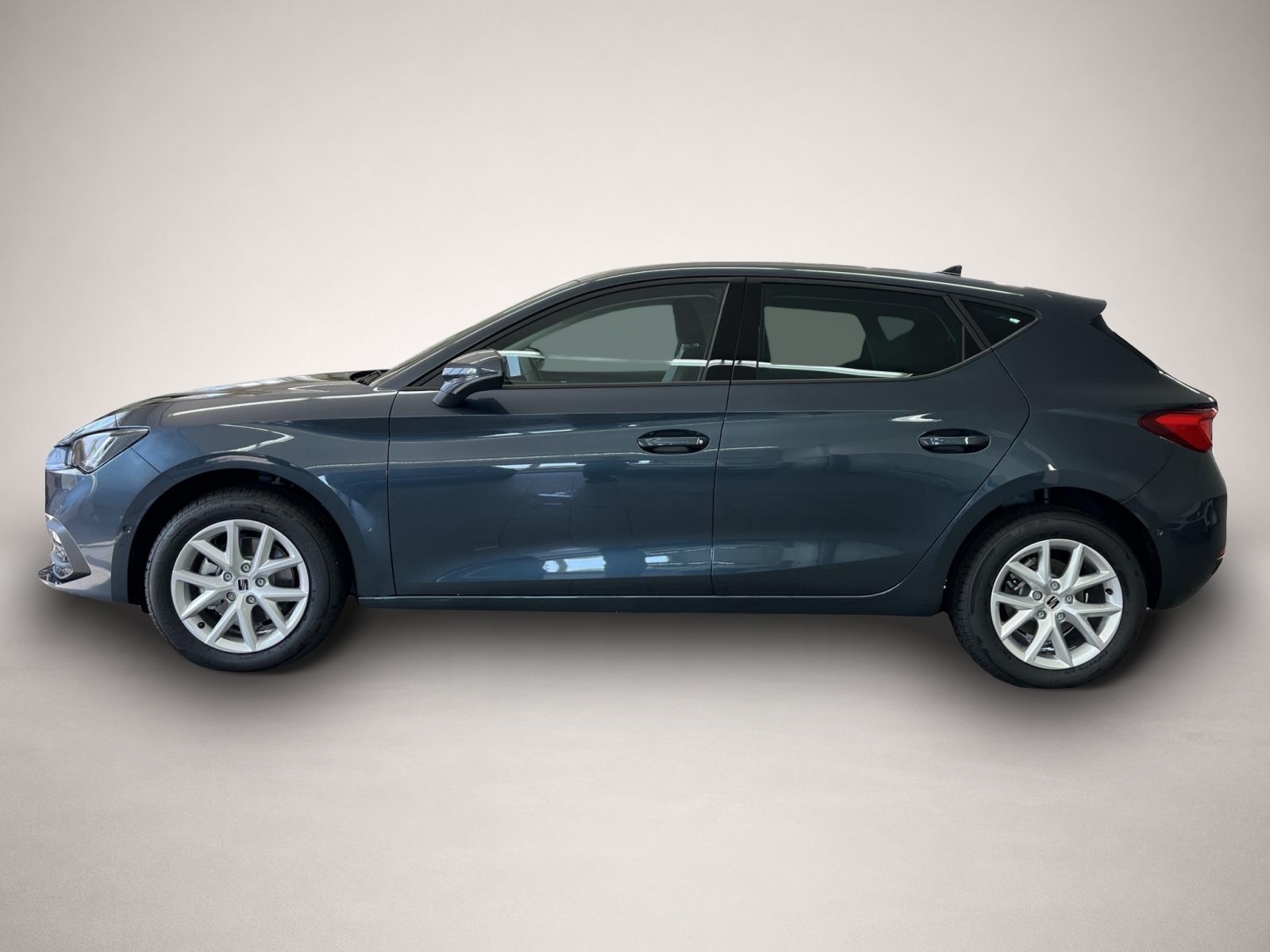 Seat Leon (03/2026, Benzin)