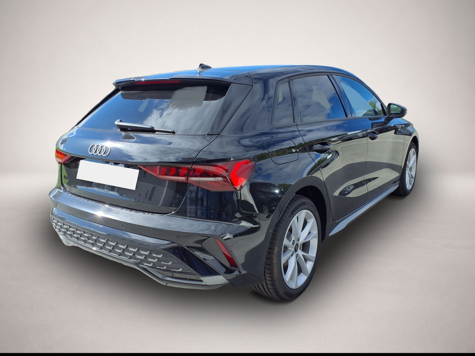 Audi A3, image 3 of 4