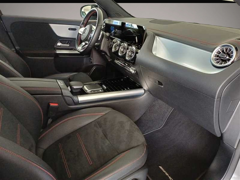 Mercedes-Benz EQA (11/2021, ELECTRIC)