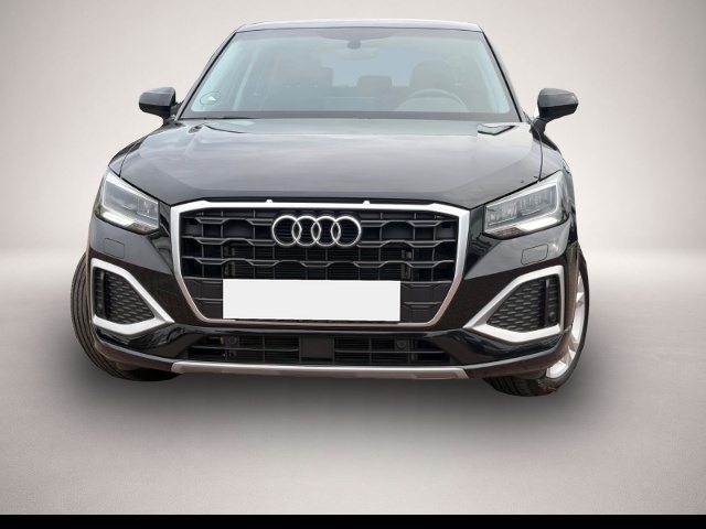 Audi Q2 (03/2023, Benzin)