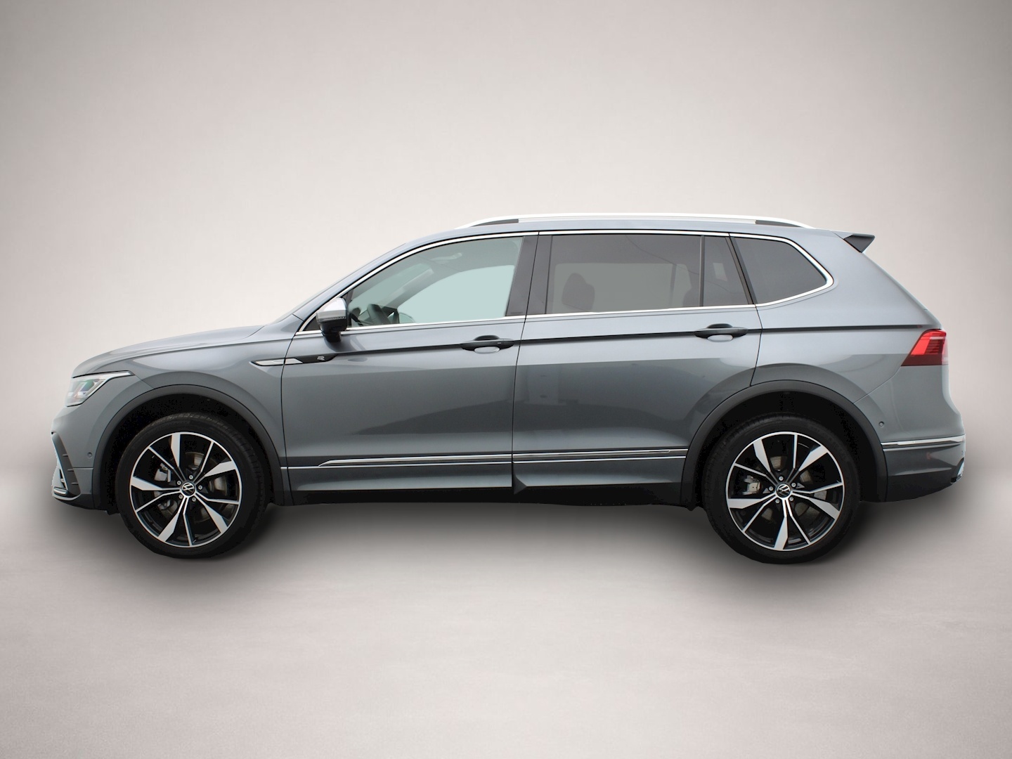 Volkswagen Tiguan Allspace (04/2025, Benzin)