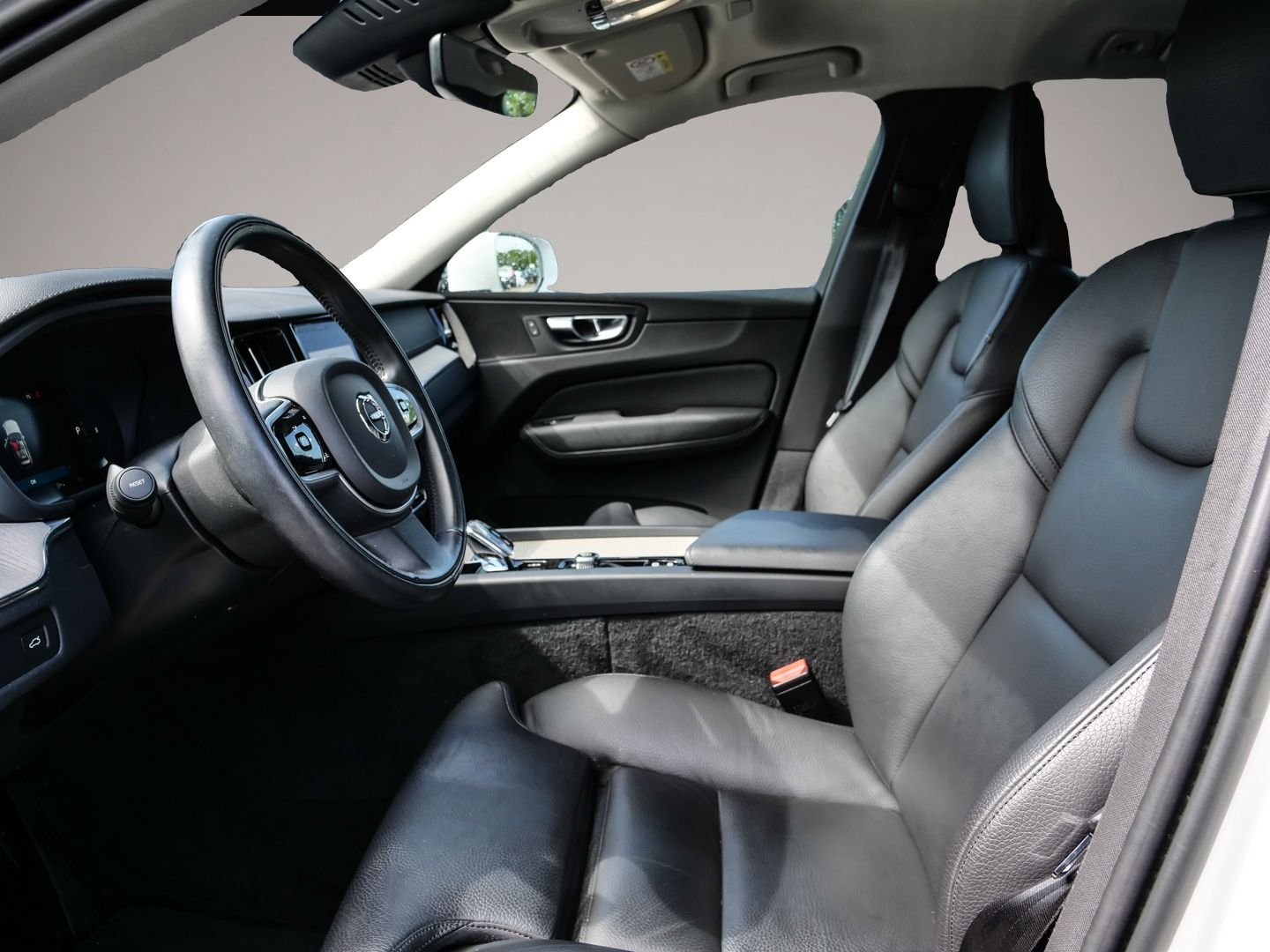 Volvo XC60 (10/2022, Diesel)