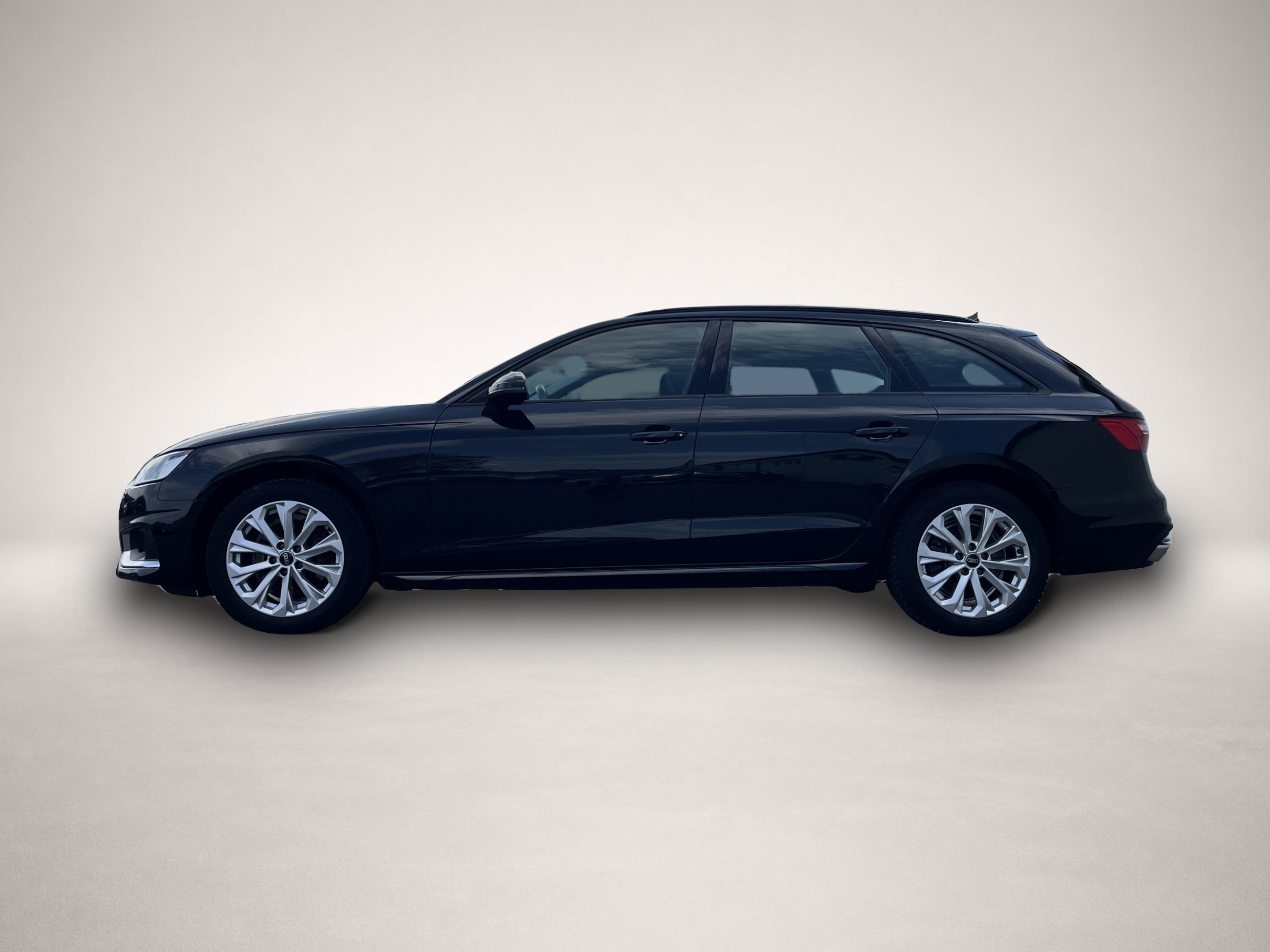Audi A4 (10/2022, Diesel)