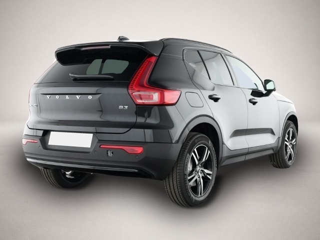 Volvo XC40 (03/2025, Benzin)