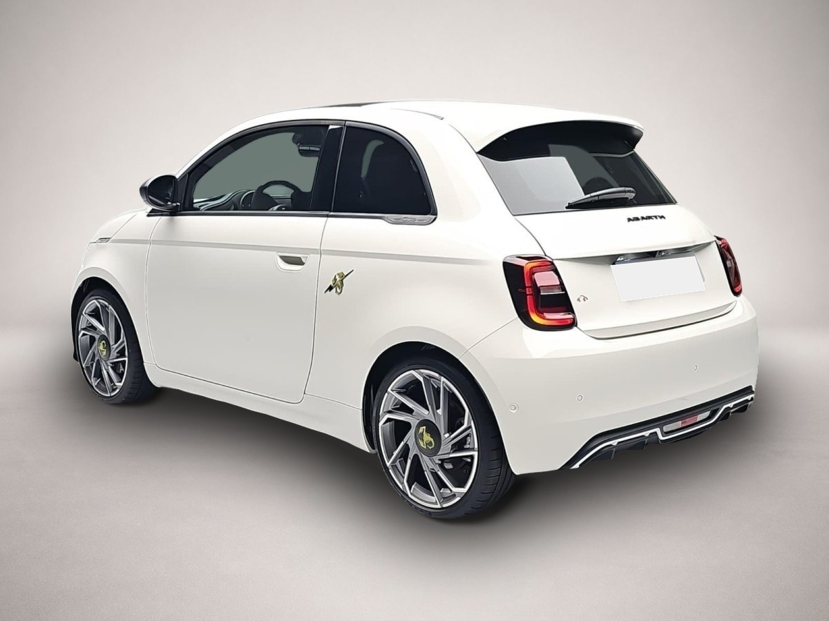 Abarth 500e, image 3 of 4