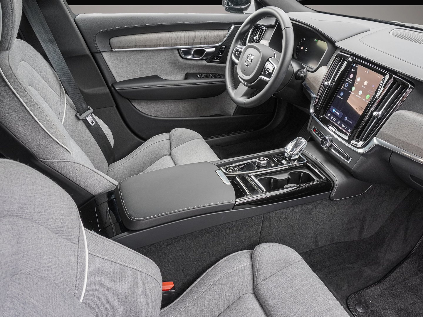 Volvo V90 (05/2023, )