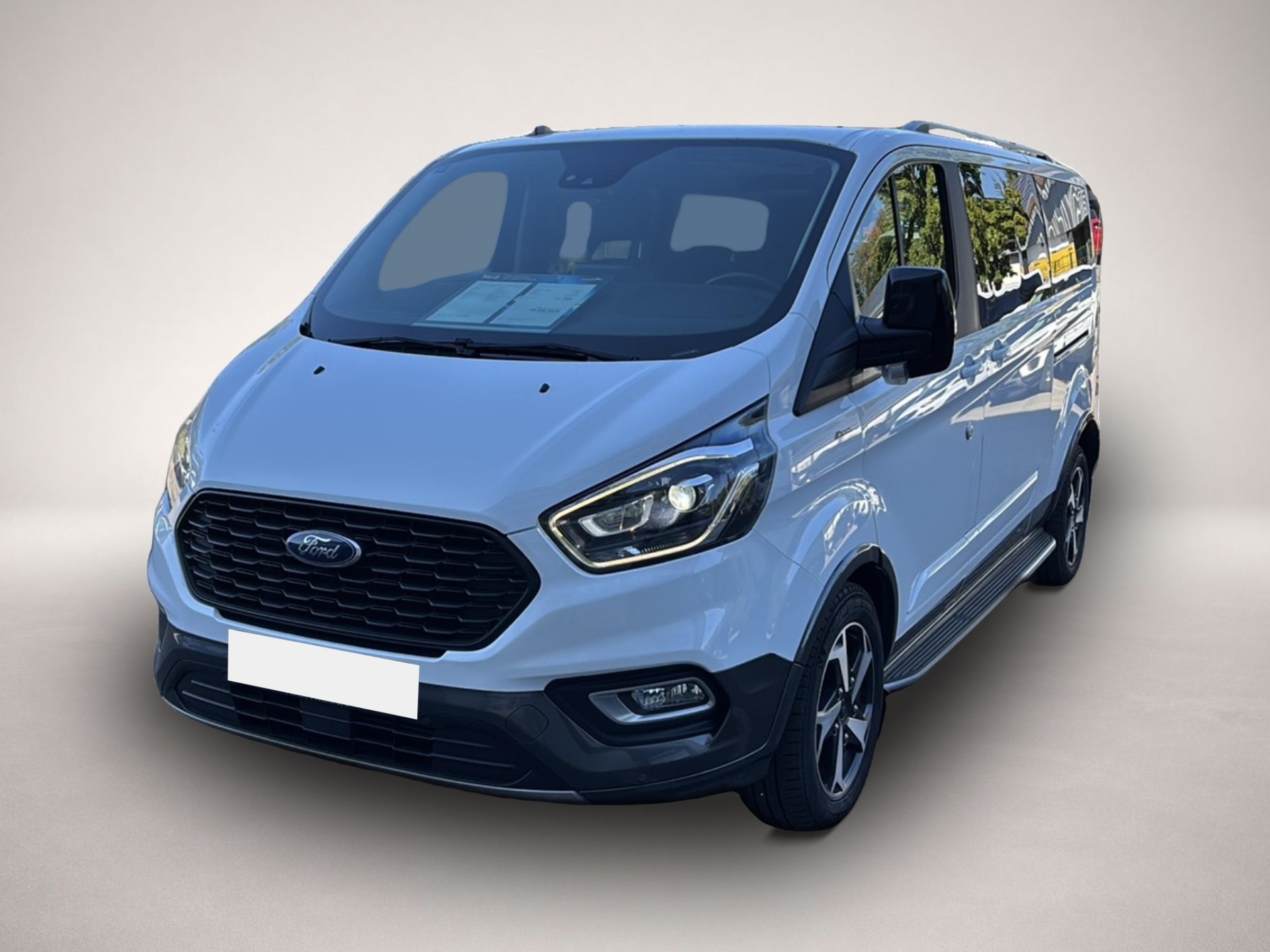 Ford Tourneo Custom (06/2022, Diesel)