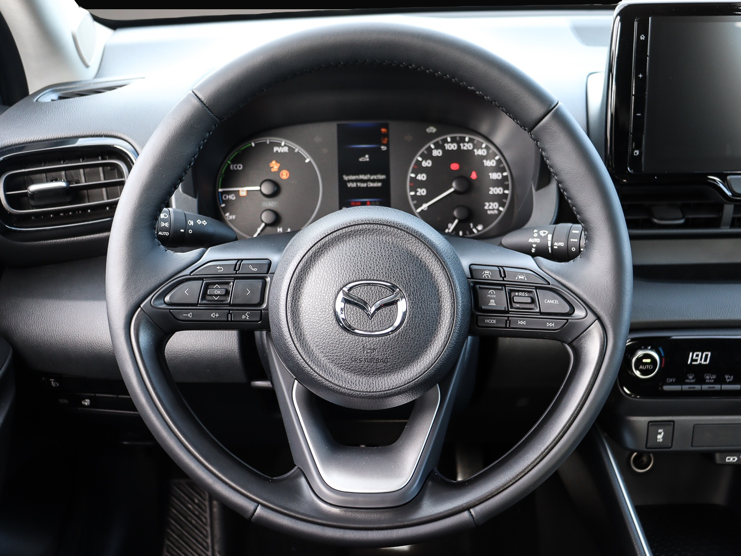 Mazda 2 Hybrid (04/2026, Hybrid (Benzin/Elektro))