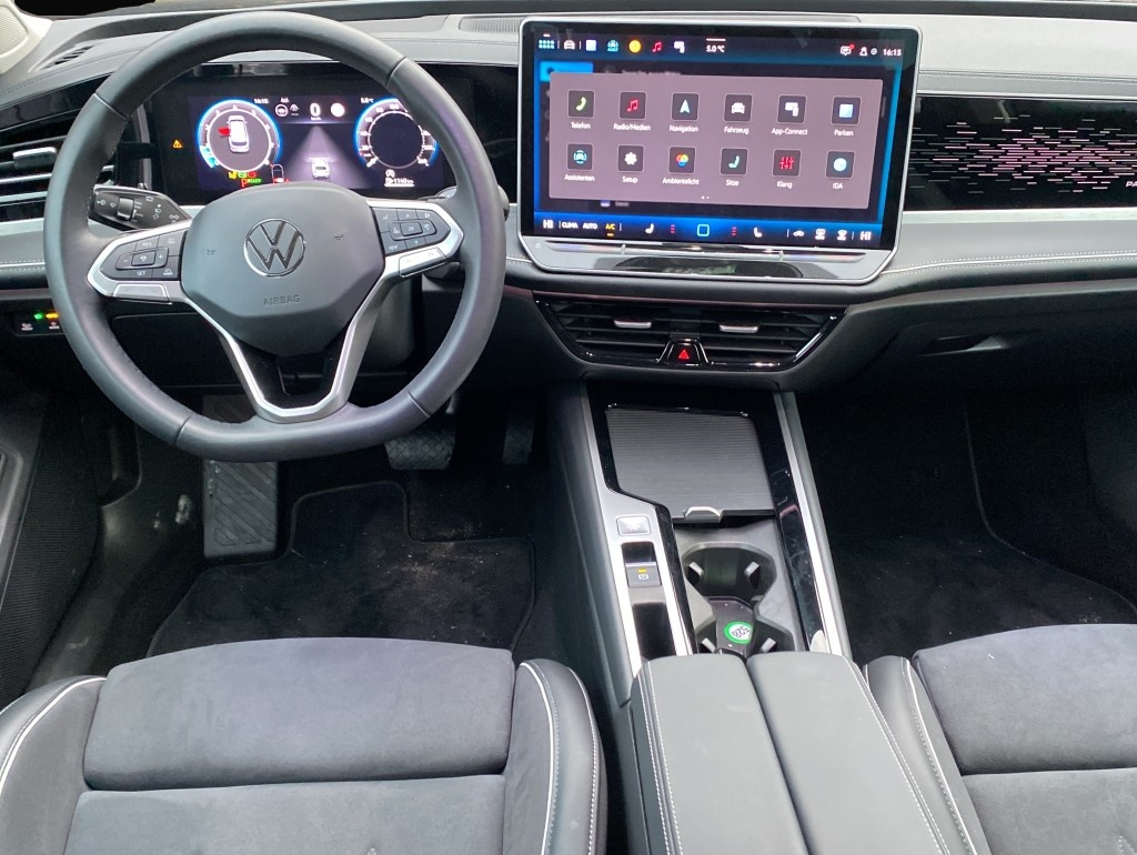 Volkswagen Passat Variant (07/2025, Benzin)