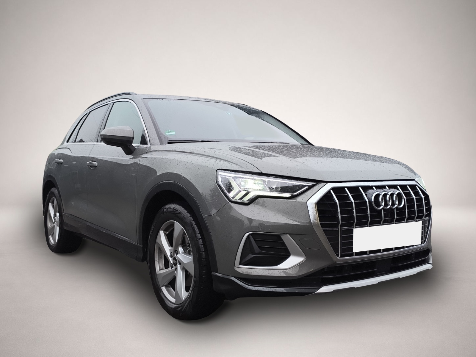 Audi Q3 (07/2025, Benzin)