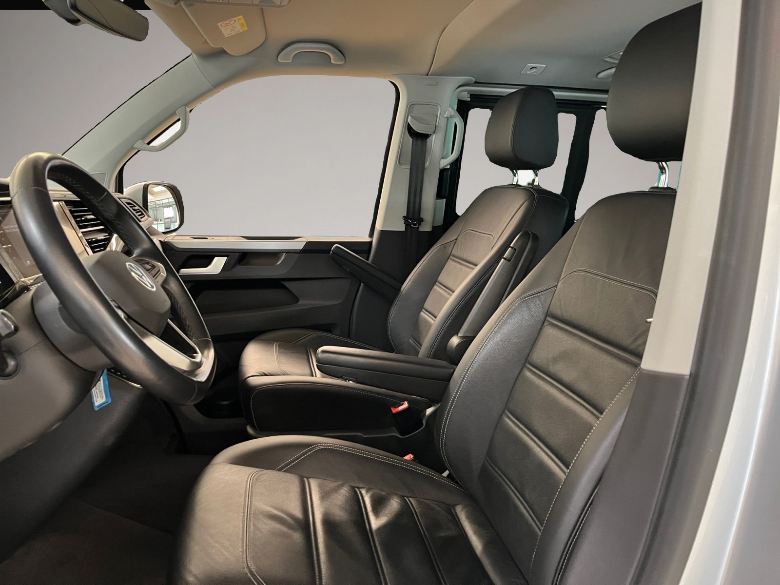 Volkswagen T6 Multivan (08/2023, Diesel)