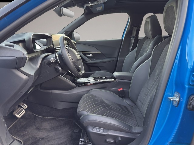 Peugeot 2008 (03/2024, Benzin)