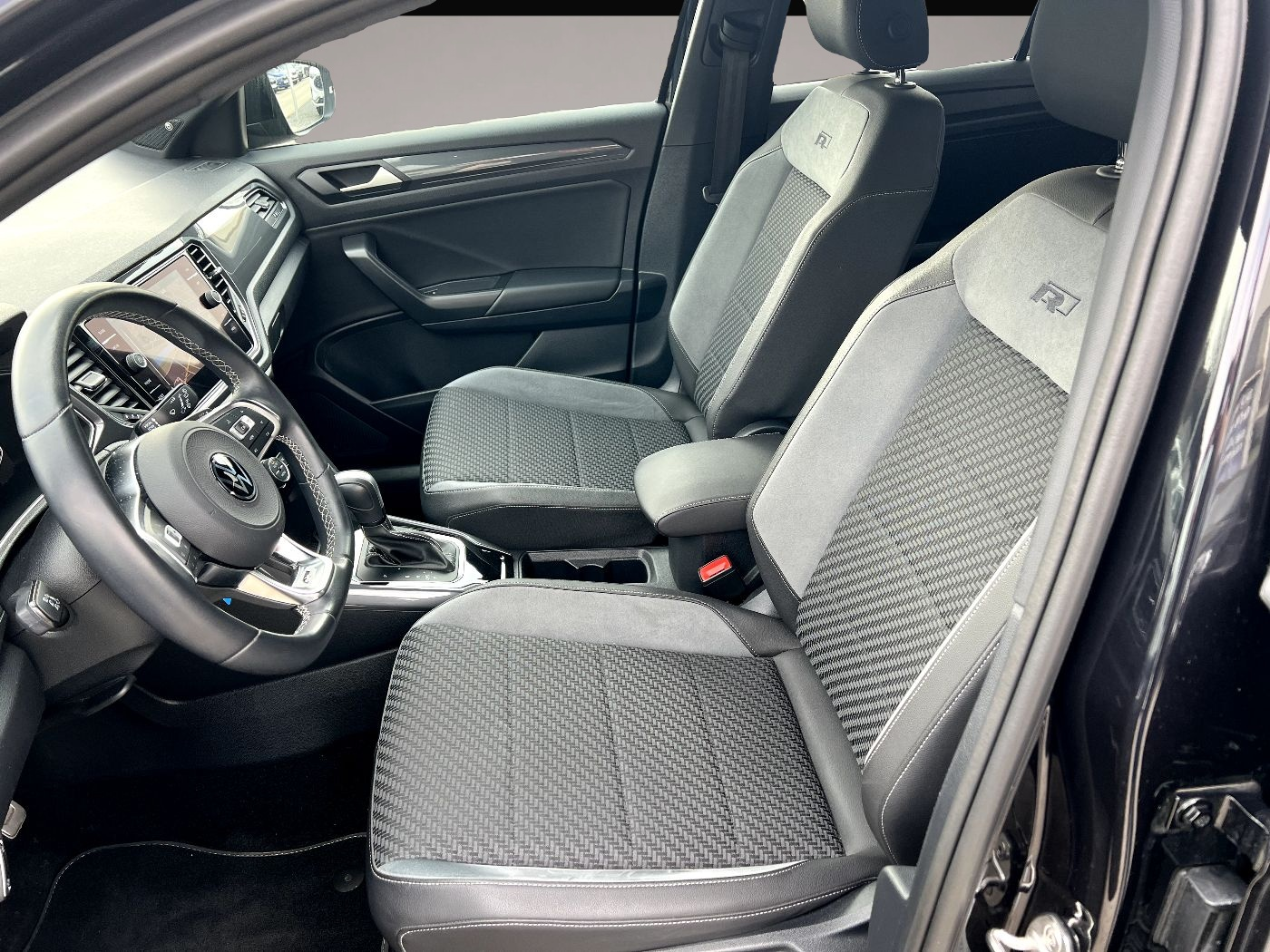 Volkswagen T-Roc (03/2022, Benzin)