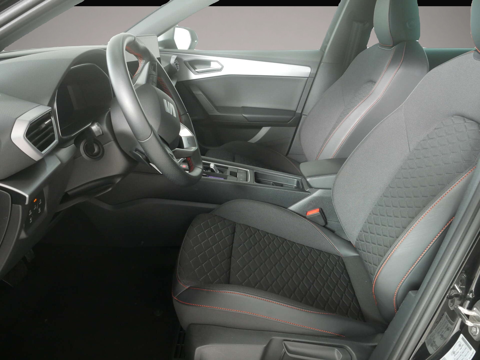 Seat Leon (08/2025, Benzin)