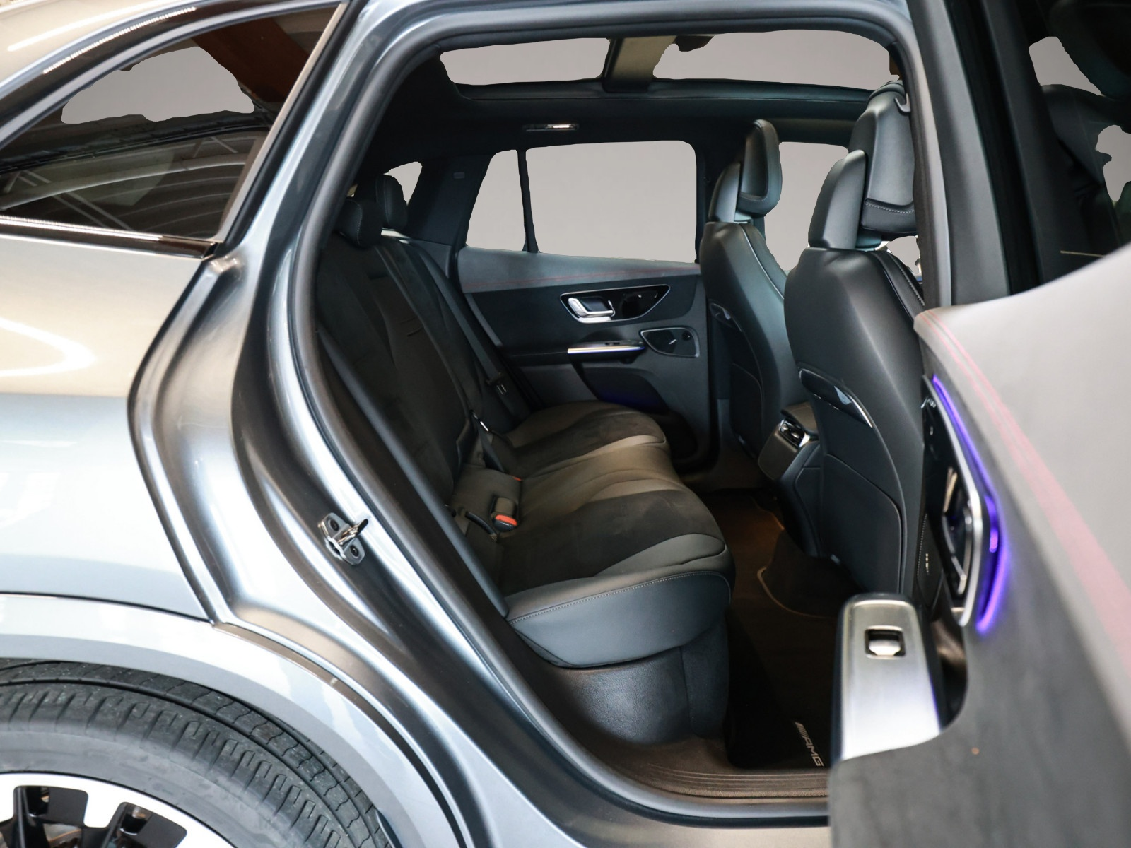 Mercedes-Benz EQE SUV (07/2025, ELECTRIC)