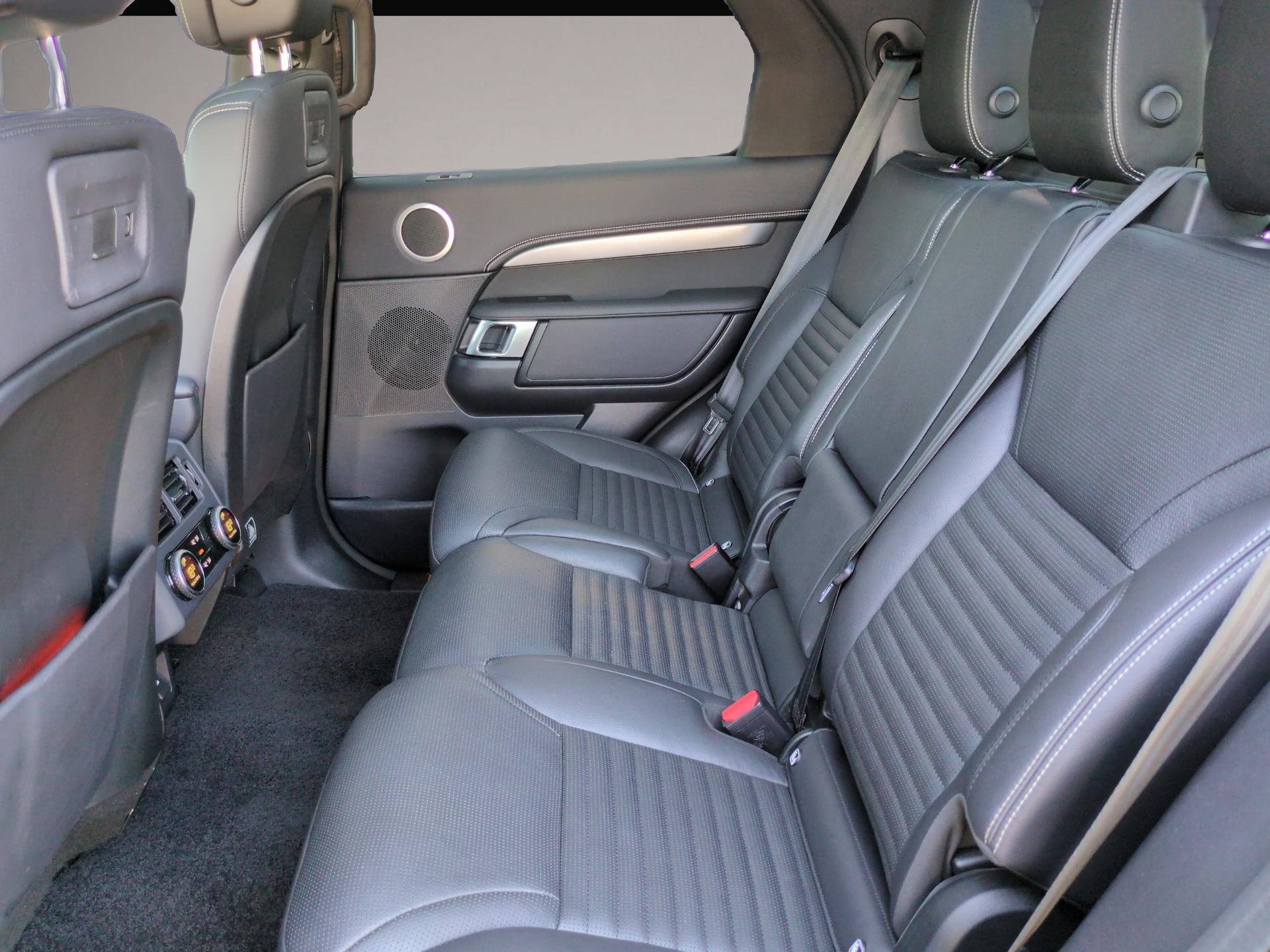Land-Rover Discovery (03/2022, Diesel)
