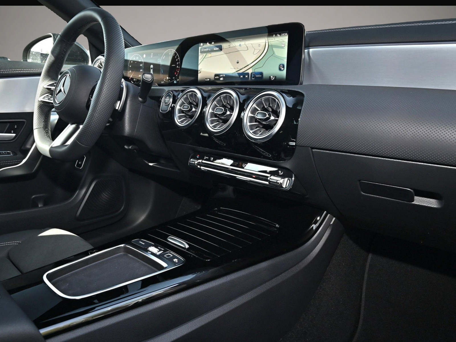 Mercedes-Benz CLA 250 (04/2025, Hybrid (Benzin/Elektro))