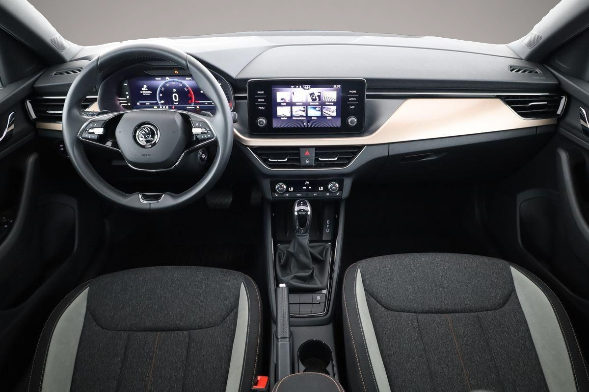 Skoda Scala (04/2023, Benzin)