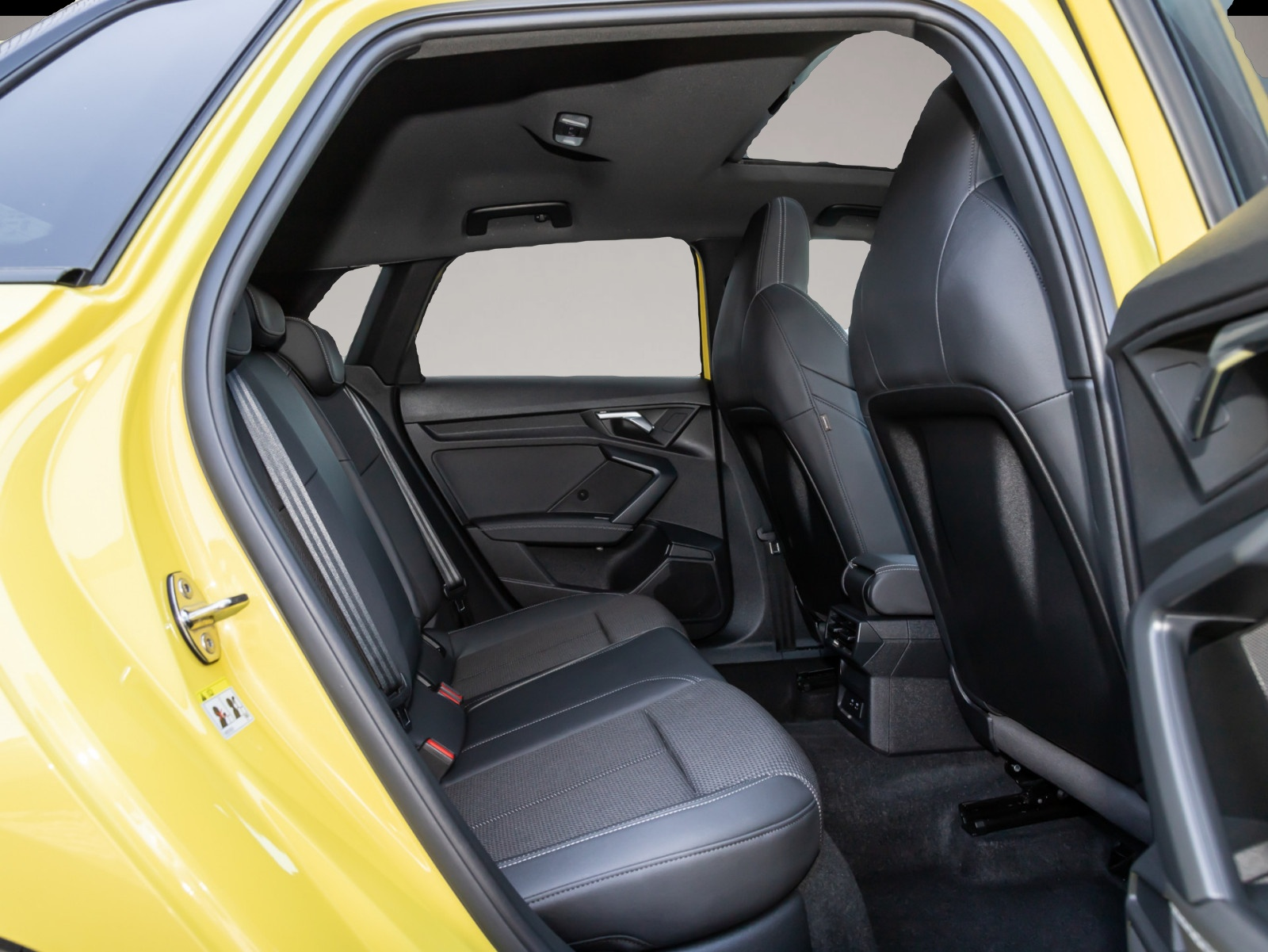 Audi A3 (08/2023, Benzin)