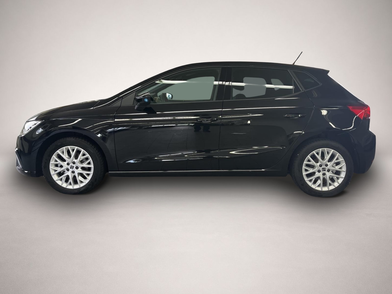 Seat Ibiza (06/2024, Benzin)