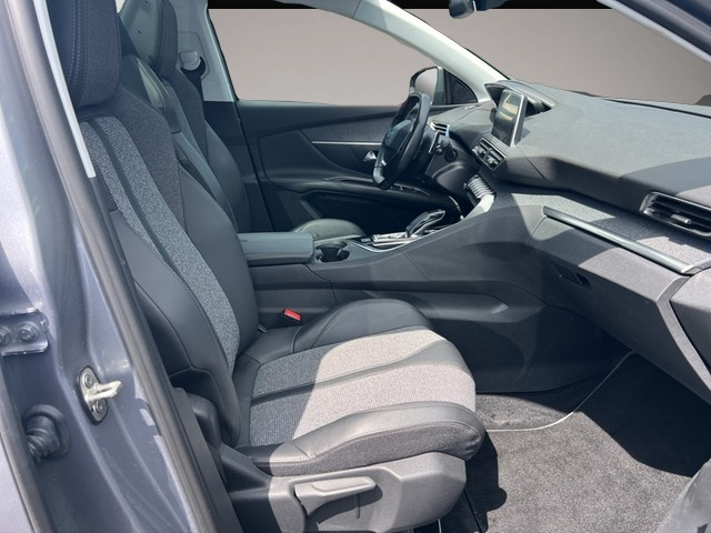 Peugeot 3008 (06/2020, Benzin)