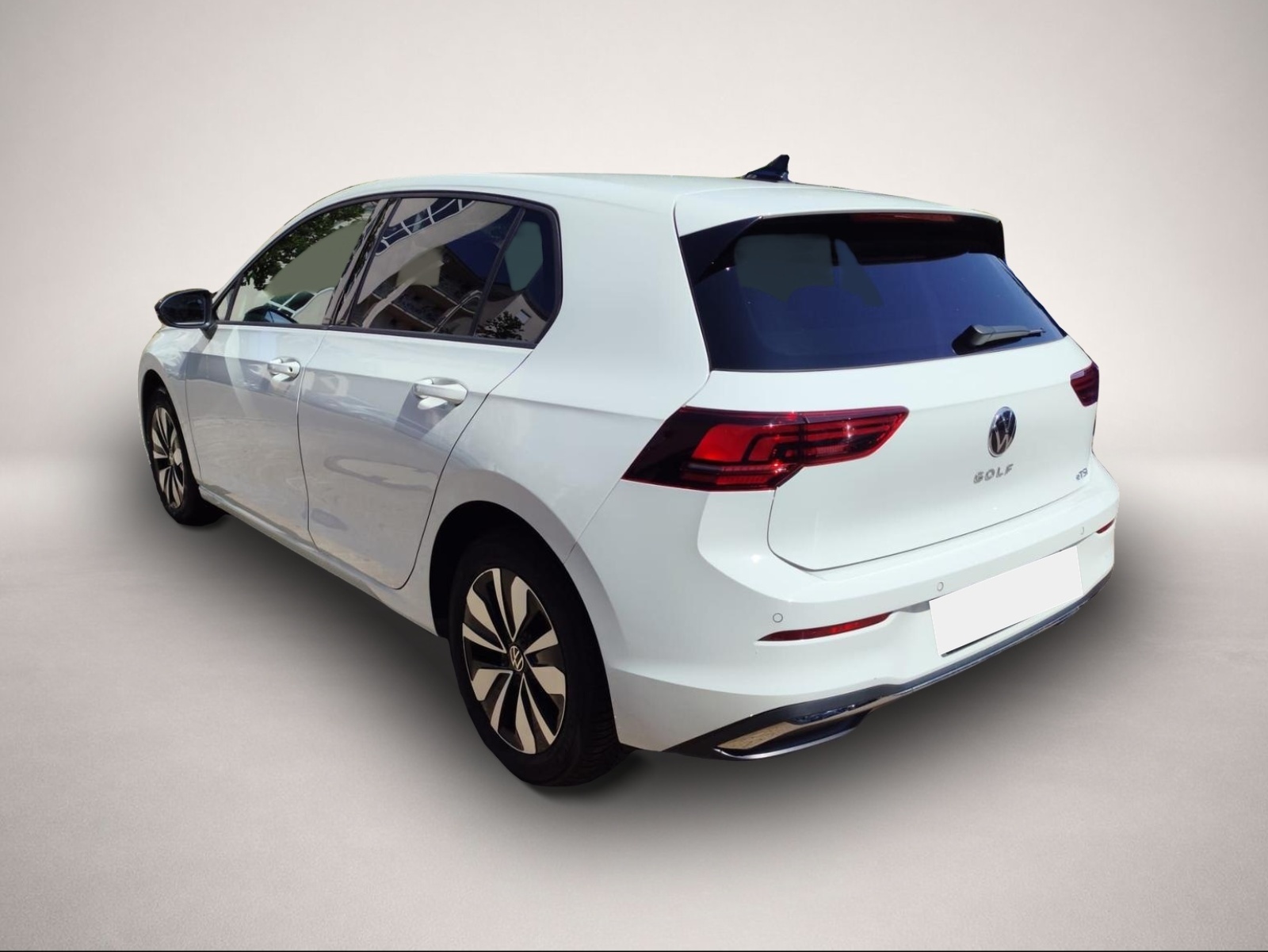 Volkswagen Golf (03/2025, Benzin)