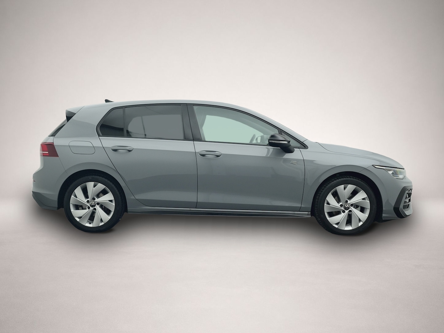Volkswagen Golf (11/2024, Benzin)
