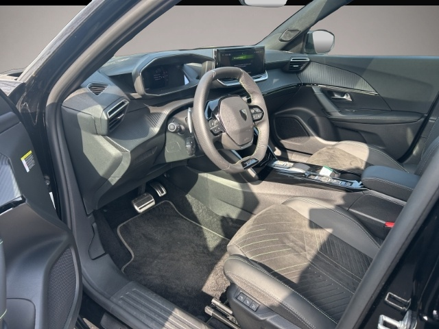 Peugeot 2008 (12/2023, Benzin)