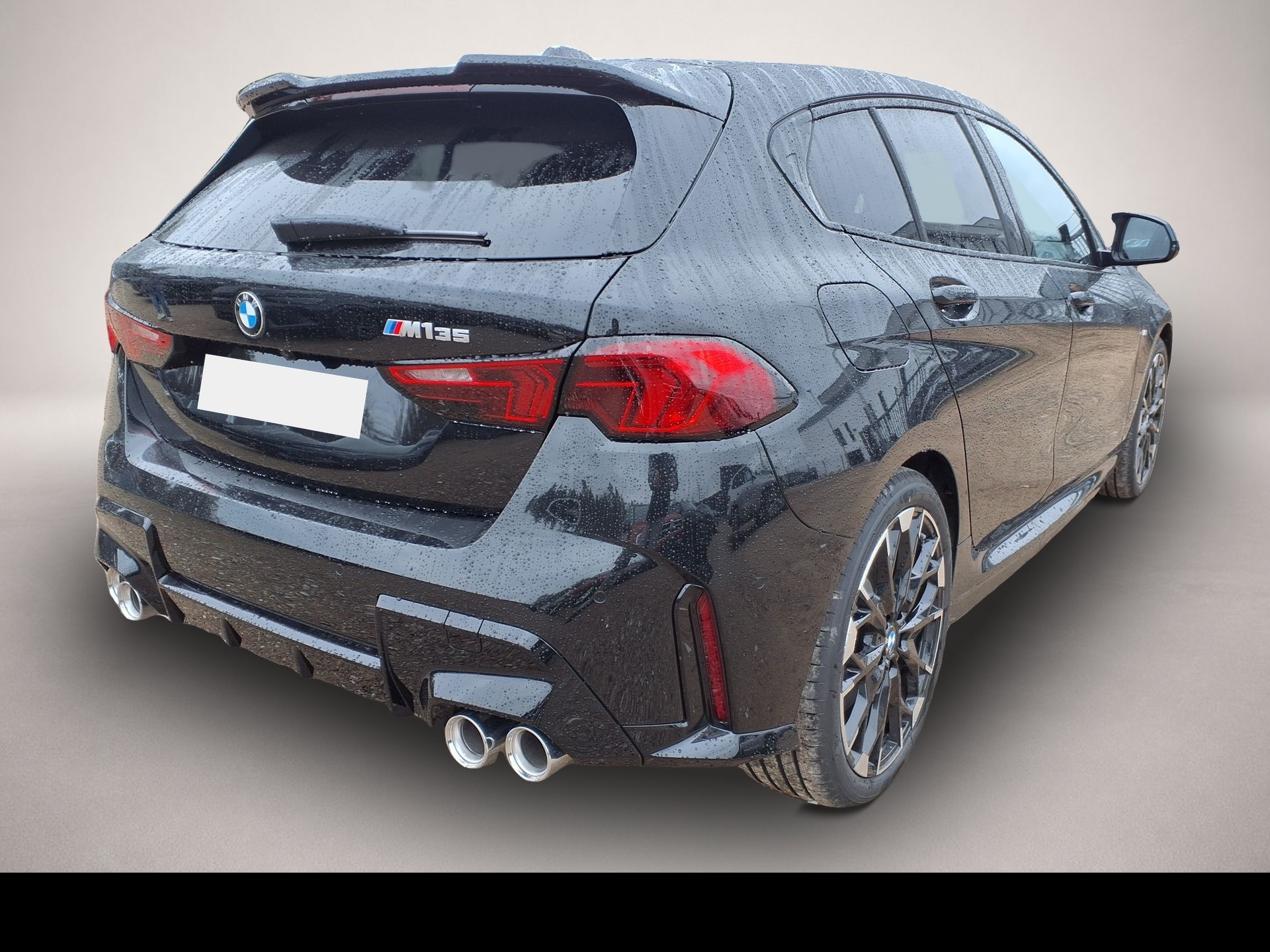 BMW M135 (03/2026, Benzin)